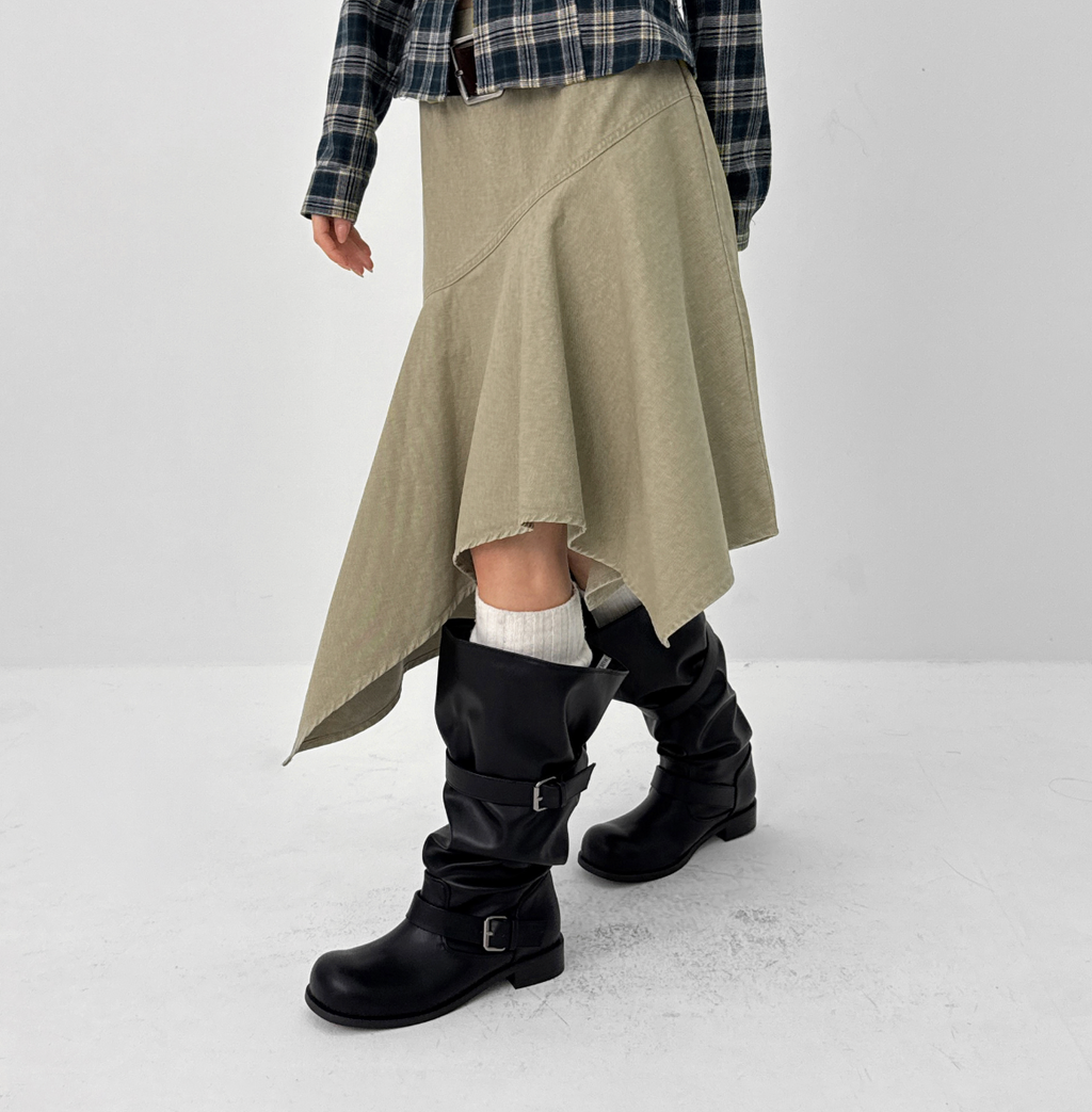 韓國 Blackup Vintage Buckle Boots 鬆垮垂墜長靴