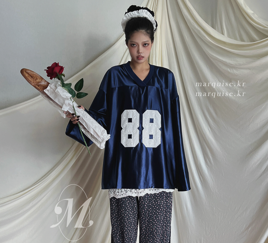 韓國 Marquise oversized蕾絲刺繡 88 紀念球衣 長Tee