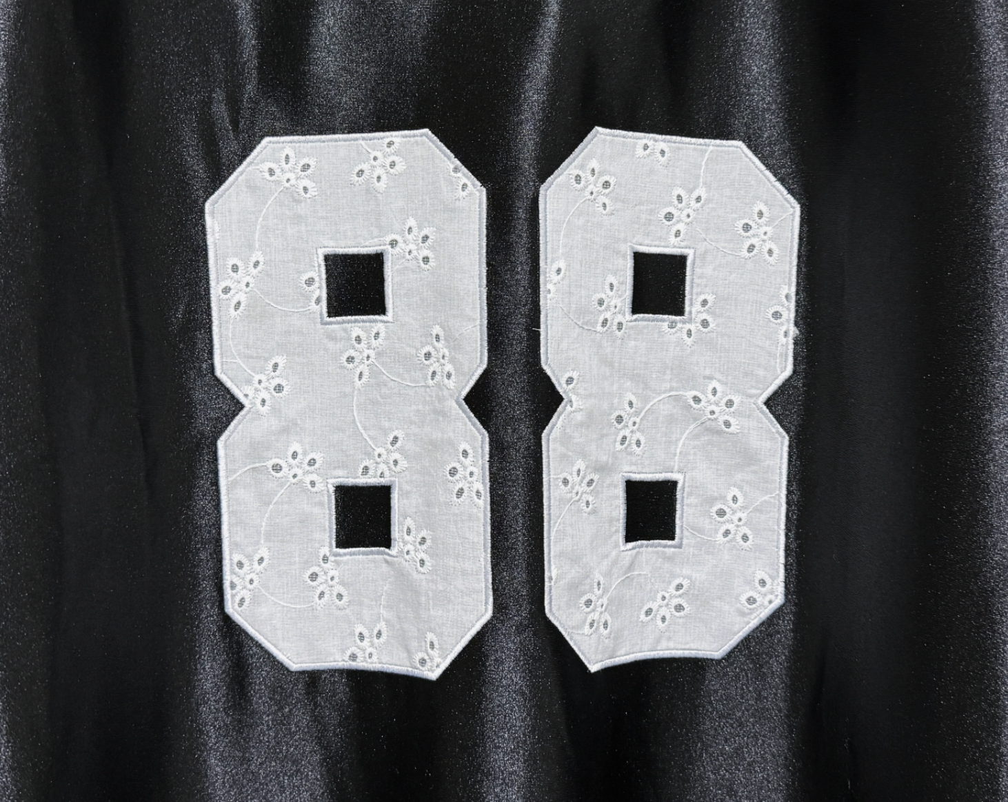 韓國 Marquise oversized蕾絲刺繡 88 紀念球衣 長Tee