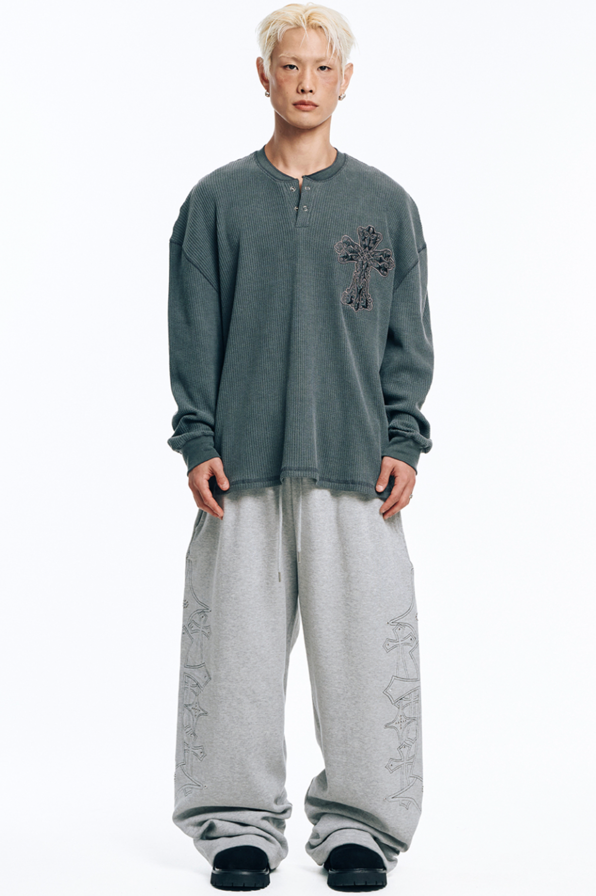 🇰🇷 韓國EASY NO EASY 十字架 水晶 刺繡 寬褲