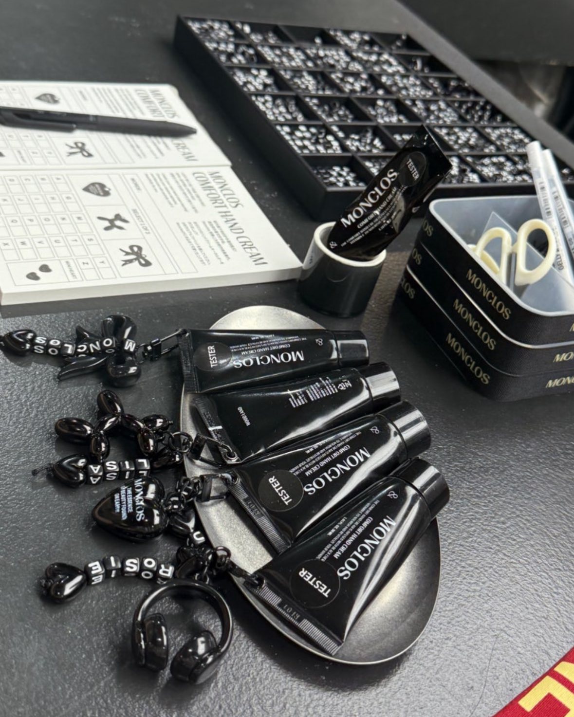 🇰🇷 韓國漢南目前最🔥Monclos 香氛品牌 護手霜 客製化字母鑰匙圈