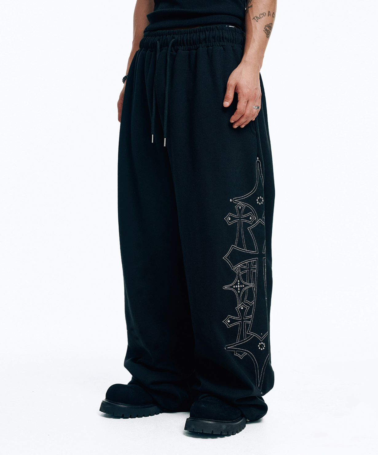 🇰🇷 韓國EASY NO EASY 十字架 水晶 刺繡 寬褲