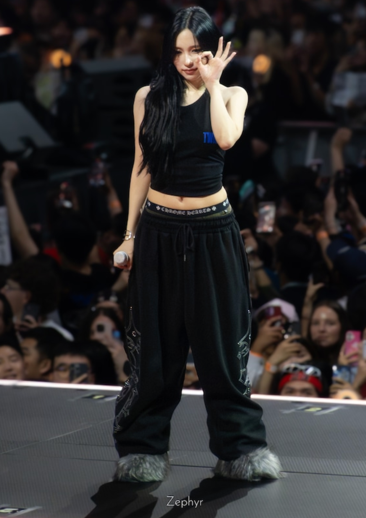 🇰🇷 韓國EASY NO EASY 十字架 水晶 刺繡 寬褲