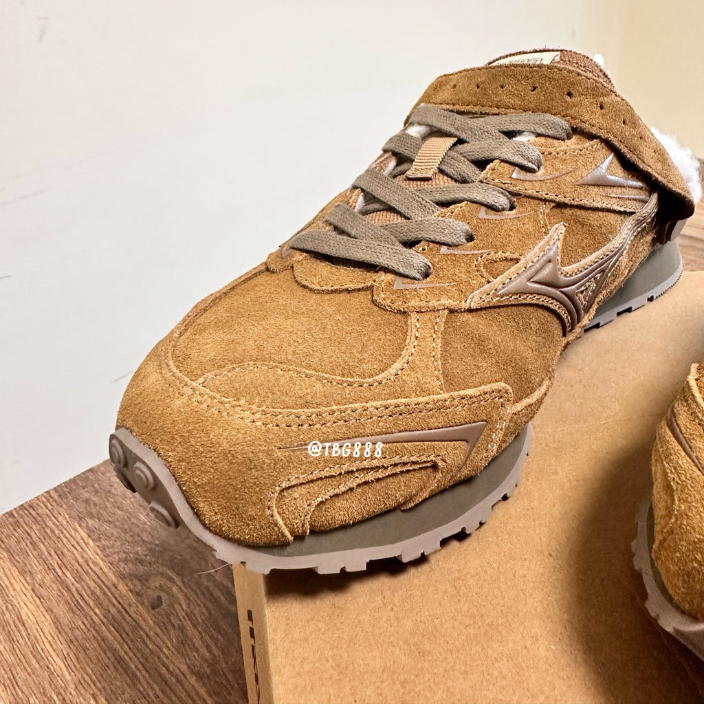 MIZUNO LG 60S SLIPPER 美津濃 毛毛 穆勒鞋 有後鉤喔～